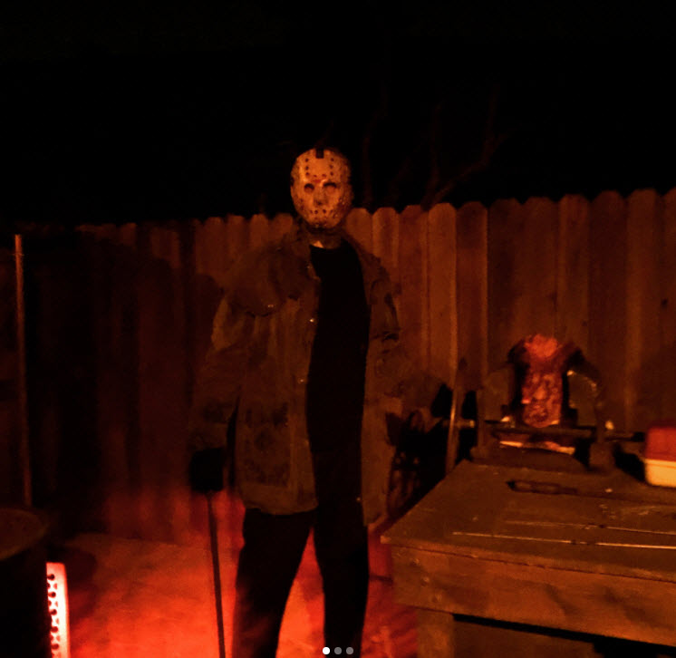 Terror-Tram-Jason-Halloween-Horror-Nights